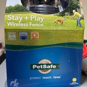 Stay+Play Wireless and Fence
